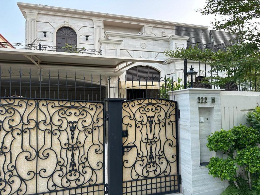 super nova 2, Lahore