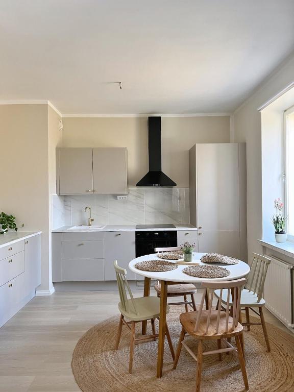 Kotoisa yksiö, Hamina