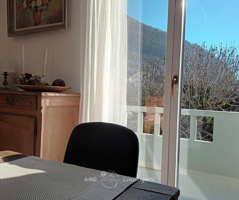 Logement à deux pas du Lac, proche du centre ville - 5