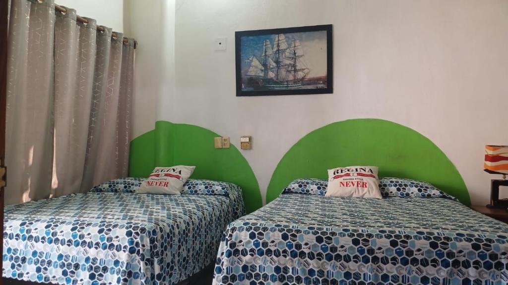 Regina, Rincón de Guayabitos