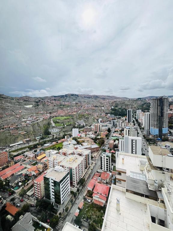 Departamento con la mejor vista en Obrajes - 5