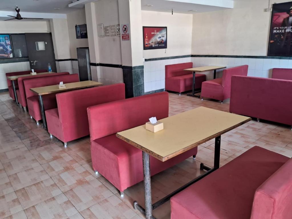 Hotel Sarika 예약 꿀팁