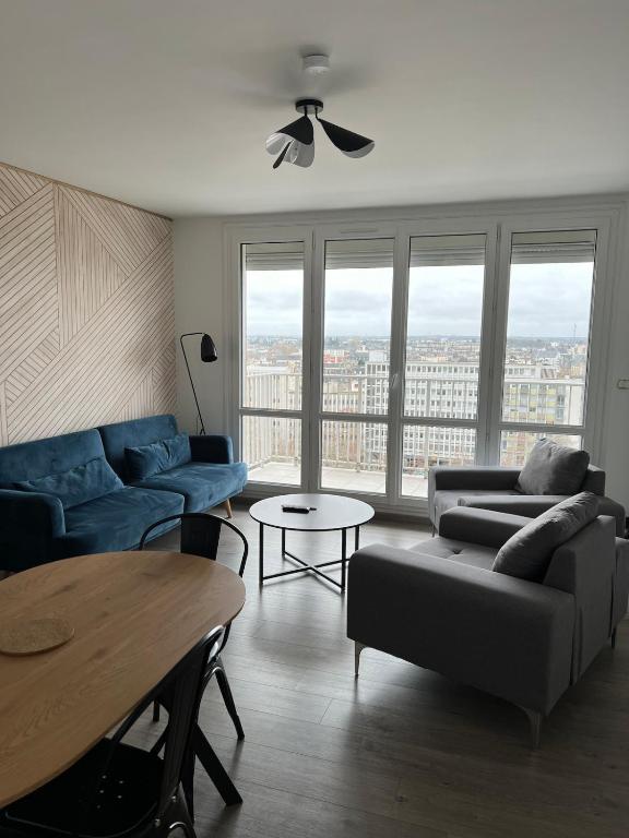 Private bedroom with private bathroom & toilet in a shared flat - 4