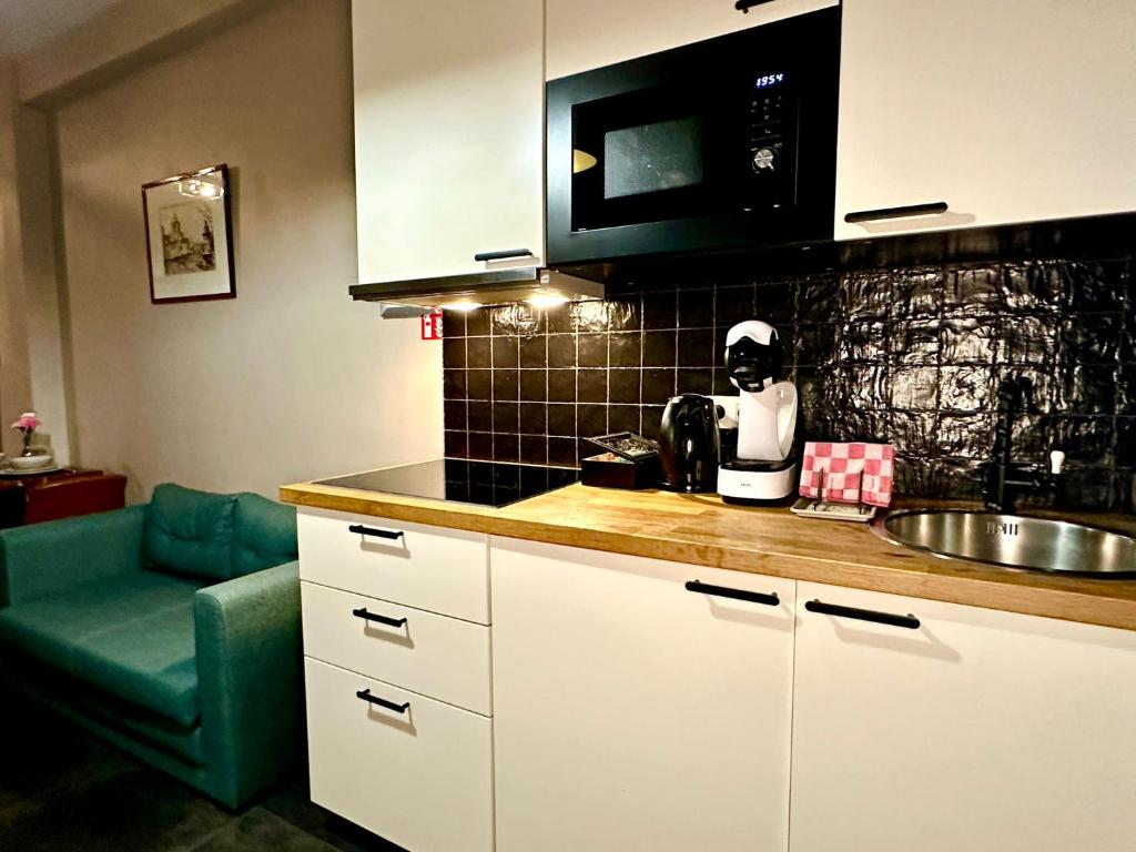 Luxury Suites Diamond by Rikas Hotels 4