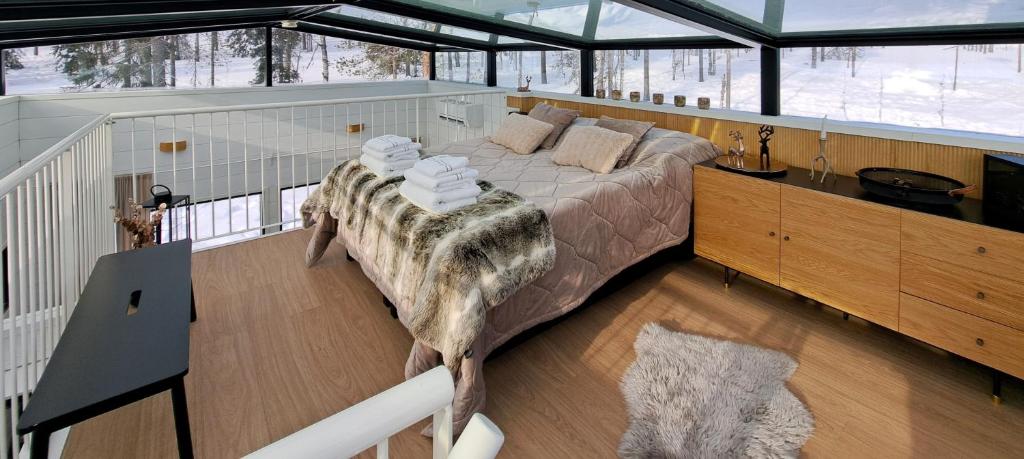 Levi Sky Igloo with private sauna and hot tub, Levi