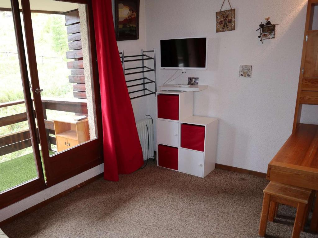 Studio calme, balcon, à 100m des pistes et commerces - idéal pour 4 personnes - FR-1-322-579 - 4