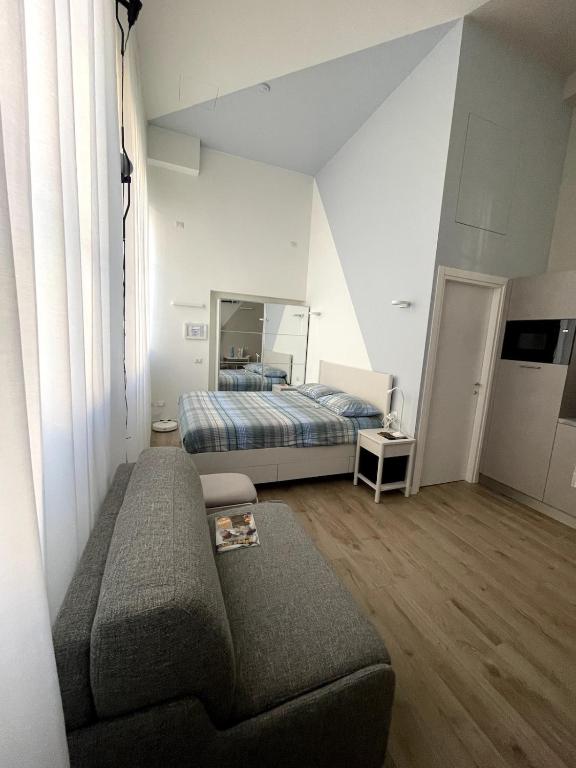 Mariposa Milano Pta Venezia Via Menotti, Milán