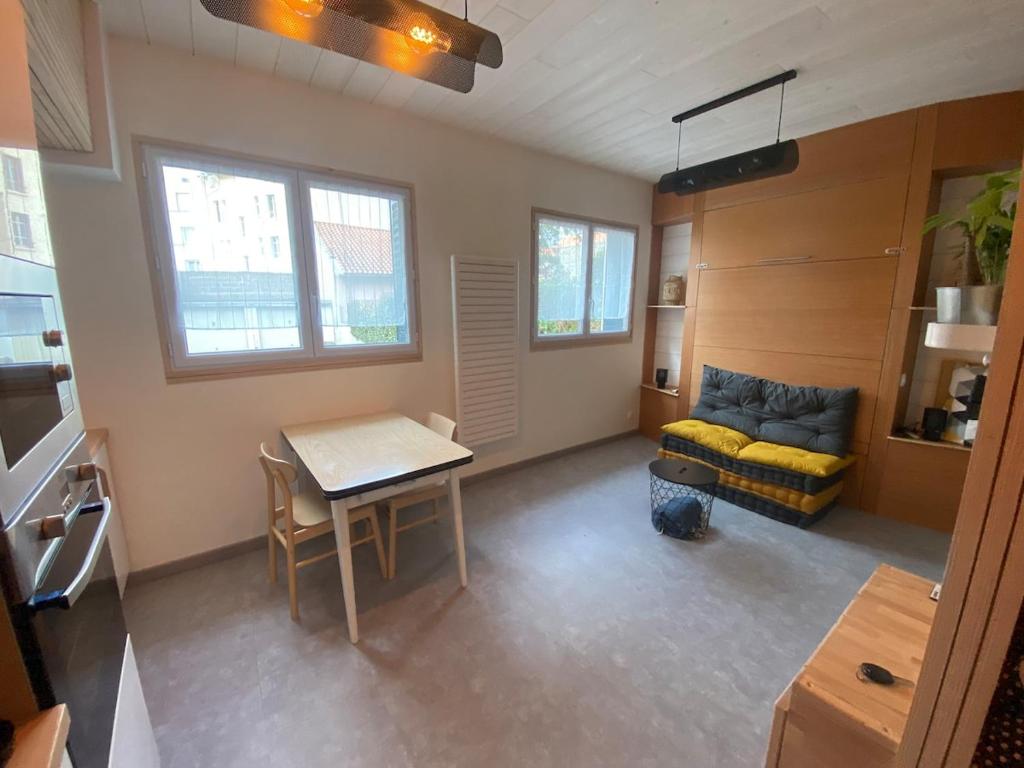 Charmant studio quartier salins 5mn gare routiere - 5