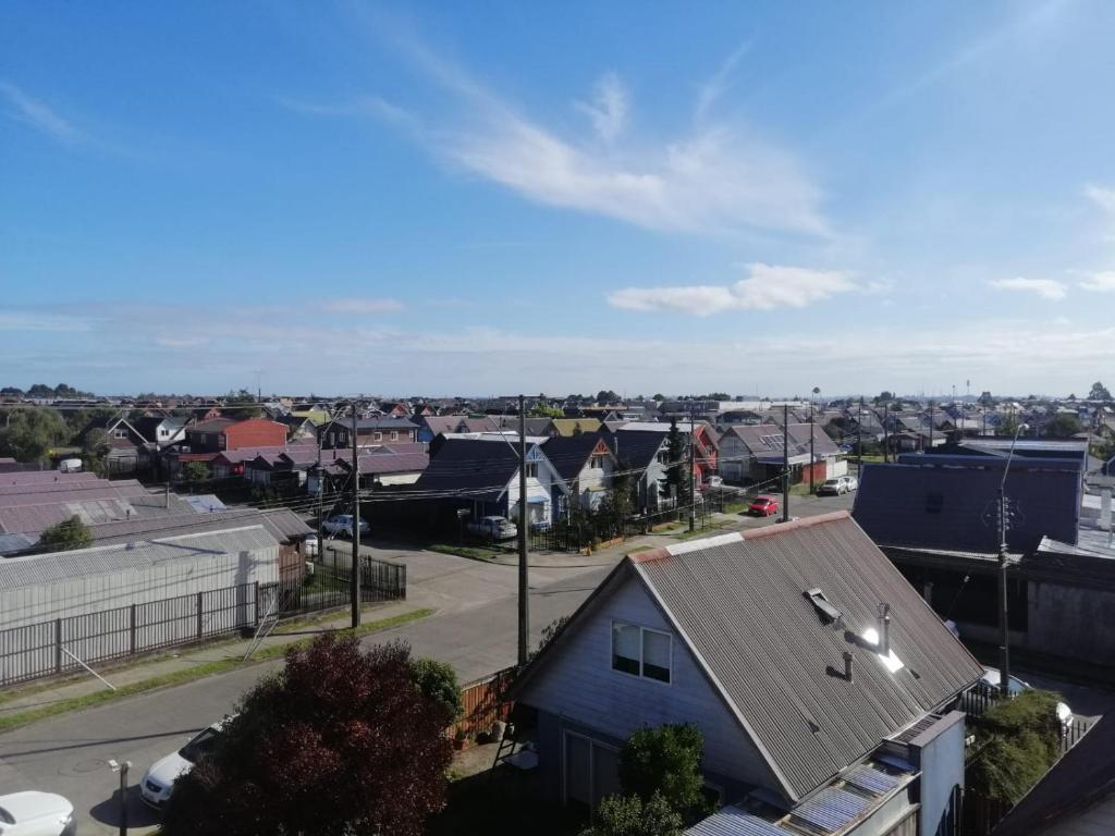 Exclusivo y amplio departamento - 4