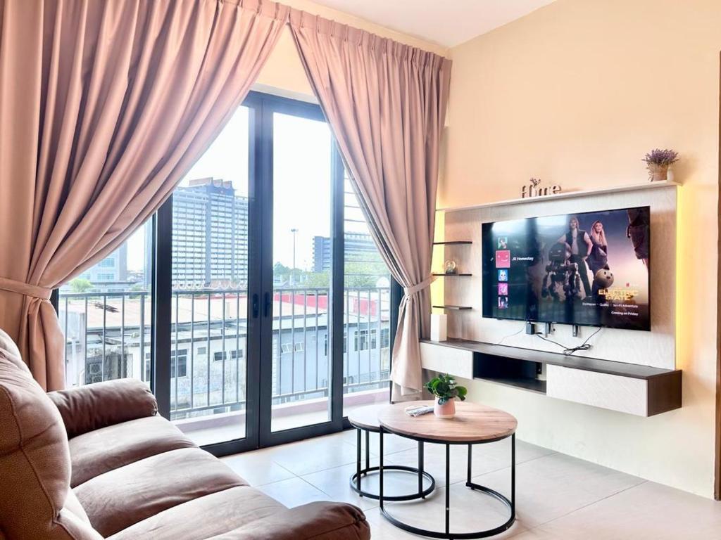 Jeff & Ricky Homestay 135 Kenny Hill Residence, Kučing