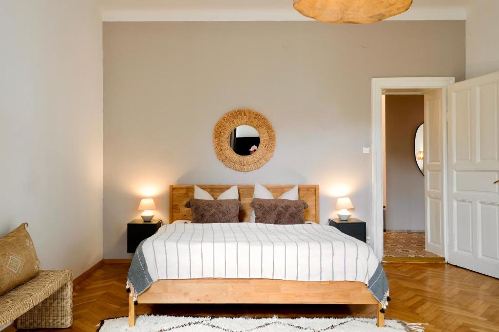 City Center Boutique Apartments - Schlossberg View - Free Parking - 3