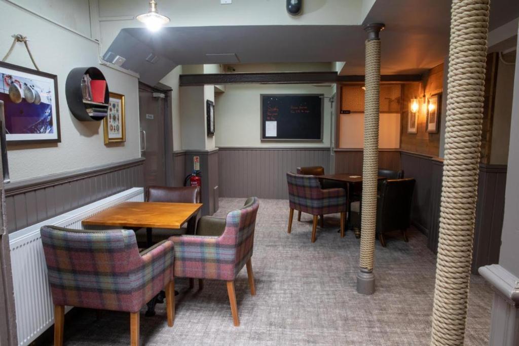 Seale Arms, Dartmouth photo 5