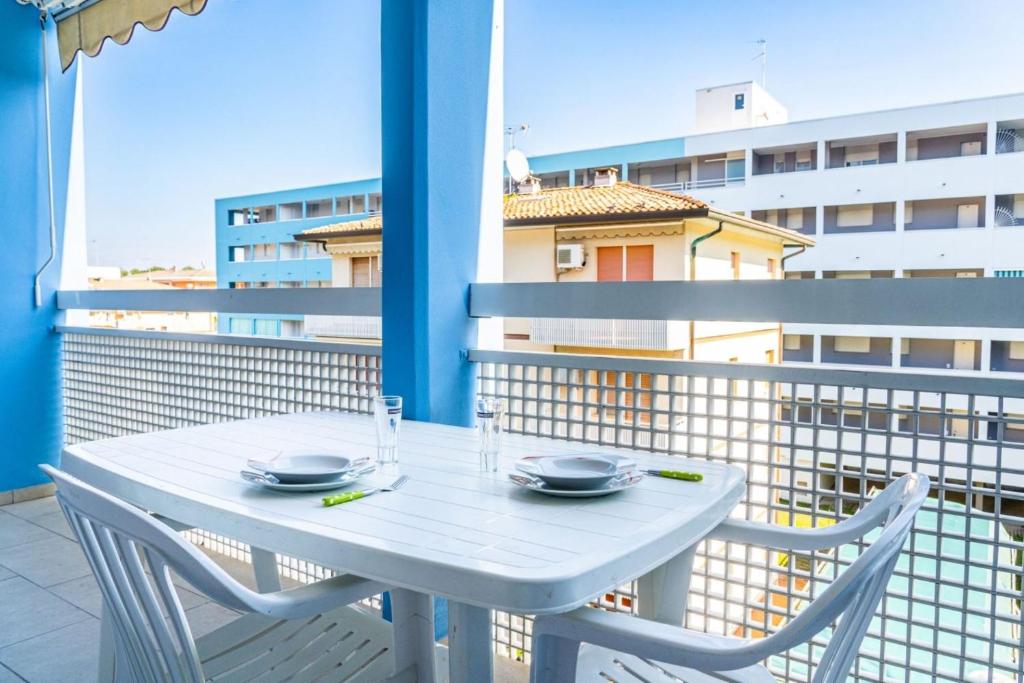 Bright apartment in Bibione close to the sea - 1