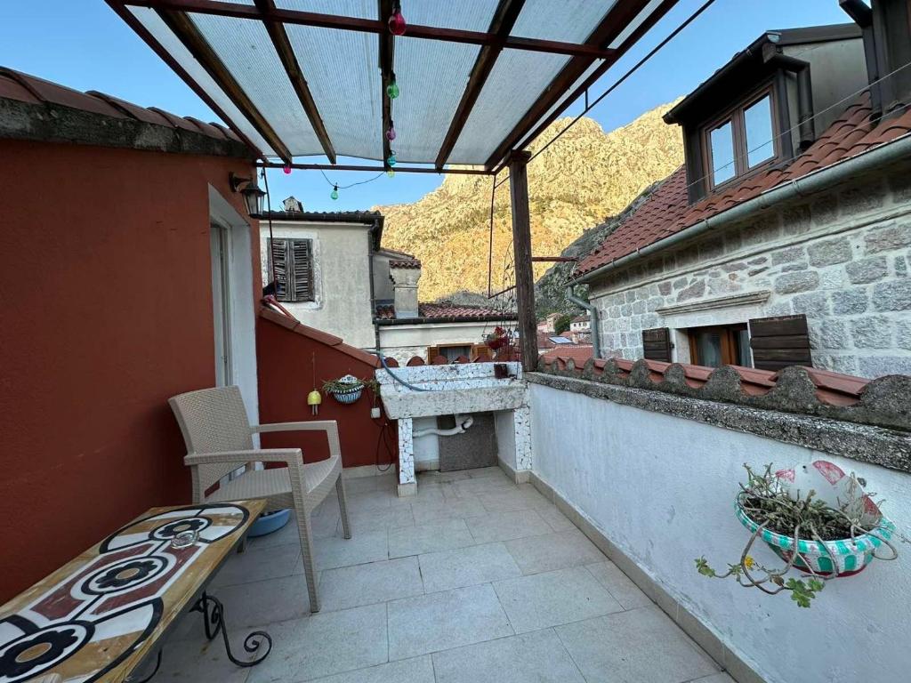 Charming apartment with a terrace - 5