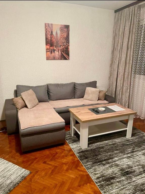 Apartman Palma, Zvornik