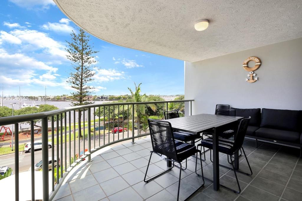Riverdance Apt. 15, Mooloolaba