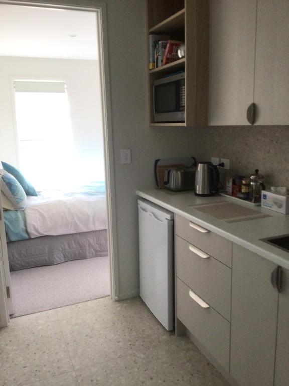 Time n Tide, Athenree