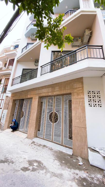 Era Apartment Chua Ha