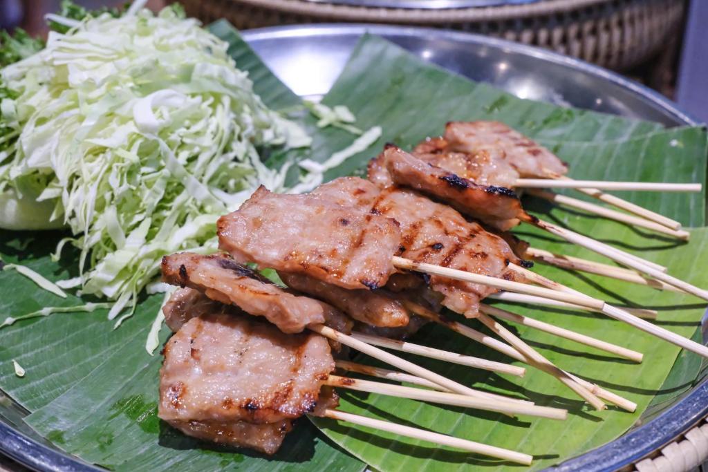 อาหารและเครื่องดื่ม