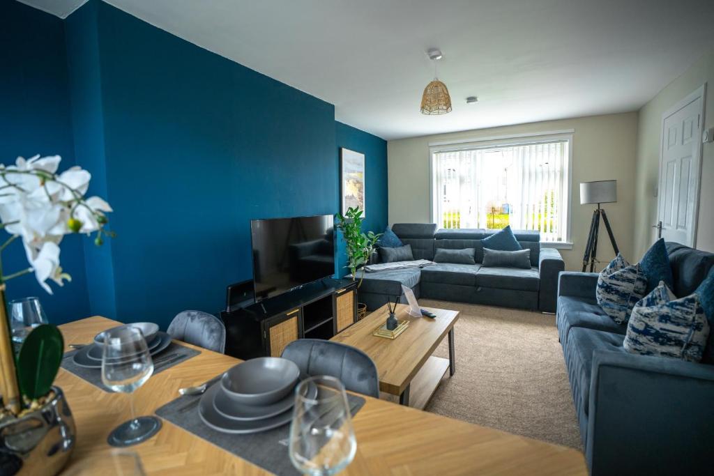 Richard Gardens, Bathgate