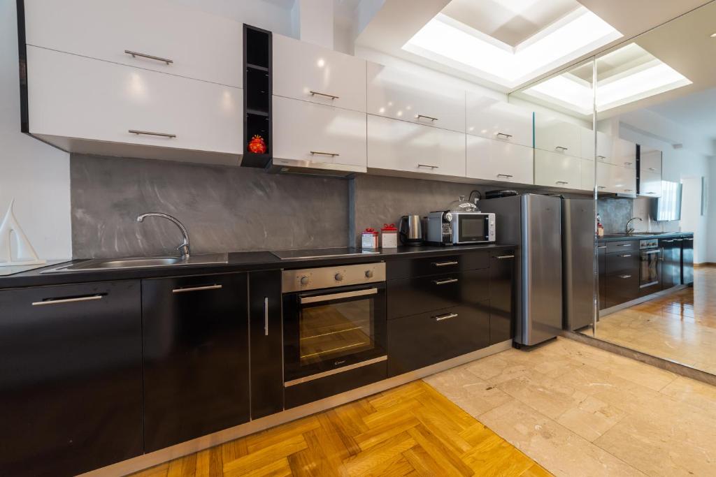 Apartment in Glyfada Center 전경