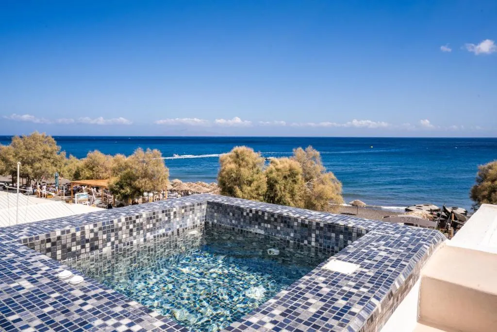 Zen Suites & Spa, hotel en Perissa