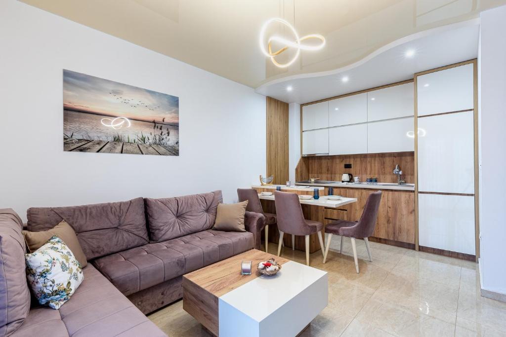 Comfy Nikic Apartments - 1