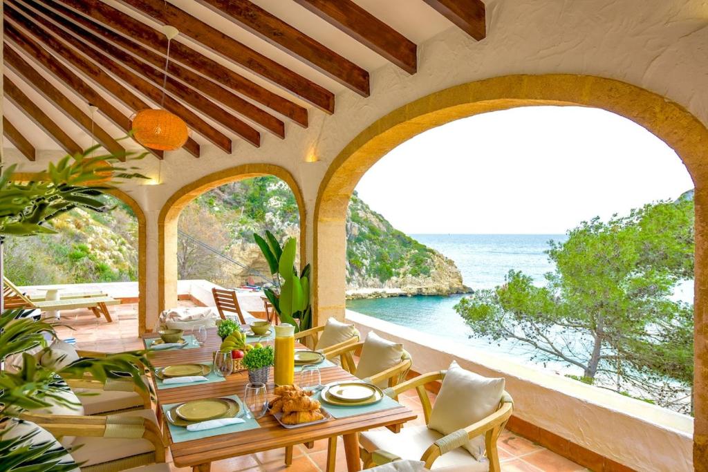 Breathtaking Sea Views, Cala Granadella, Free Parking - 2