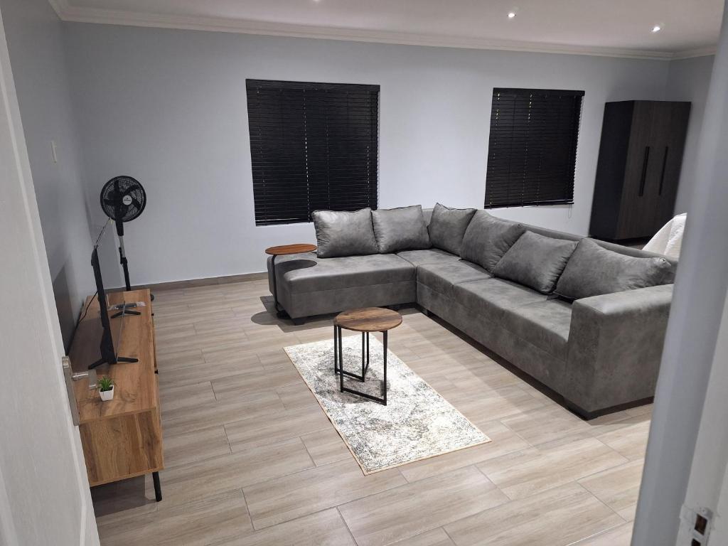 Skyline Unit1, Edenvale