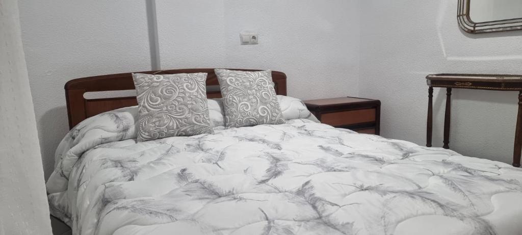 Habitacion Matrimonio a 100 m de la Playa de Poniente - 3