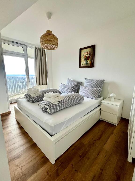 Hoteltower-Suite Augsburg I 23rd floor I fantastic view I central - 5