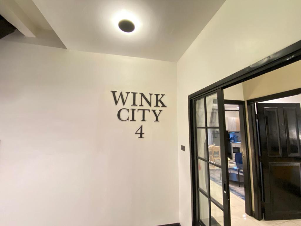 Wink City 4th Patong, Pláž Patong