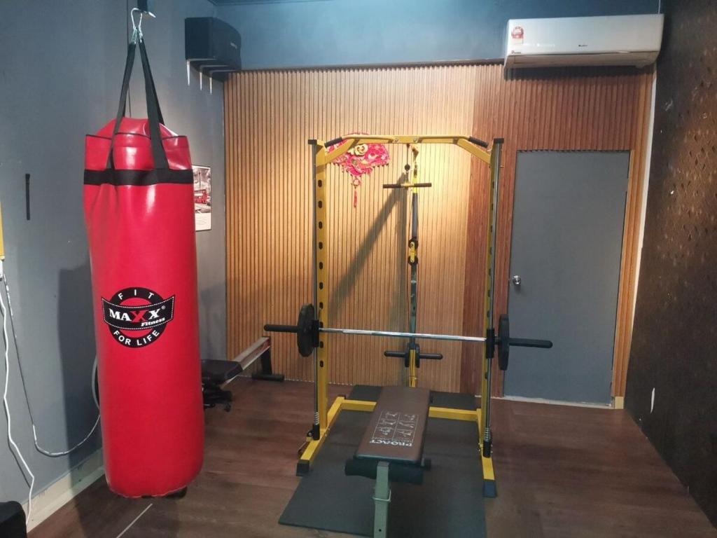 Private Sauna, Gym, Studio and SofaBed, Miri