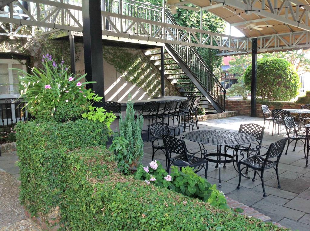 New World Inn – Pensacola, FL