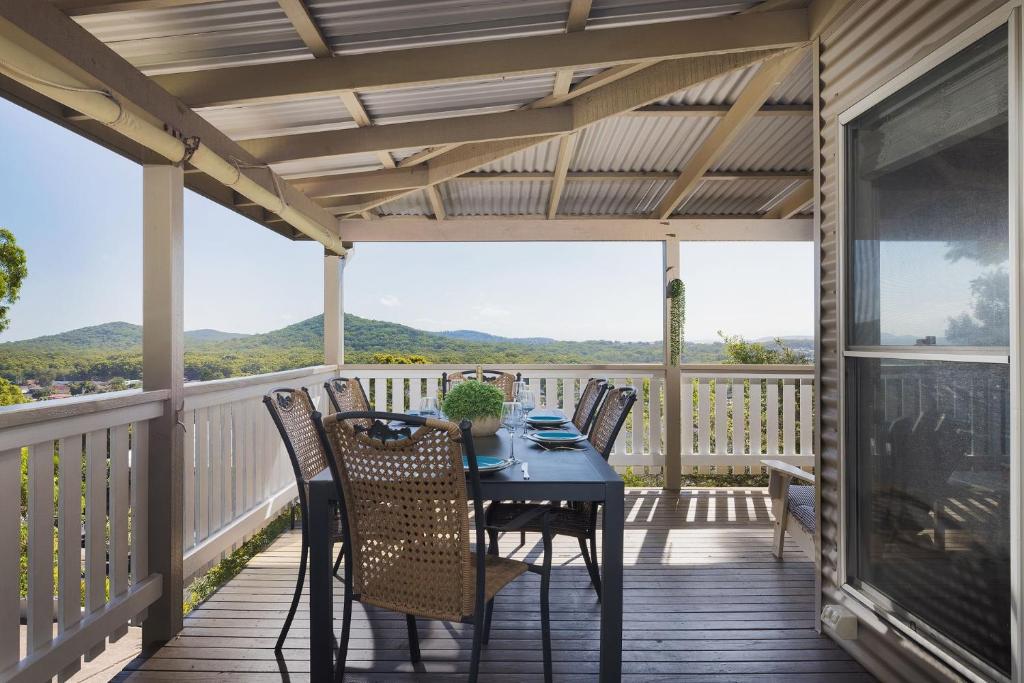 Eagles Nest at Shoal Bay, Shoal Bay