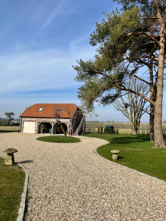 Pettits Barn, Marlborough