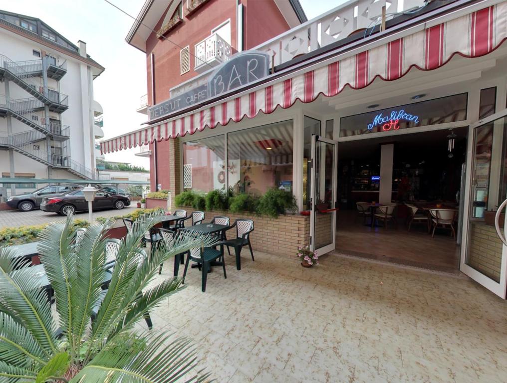 Hotel Malibran — Restaurant & bars in Jesolo, Veneto