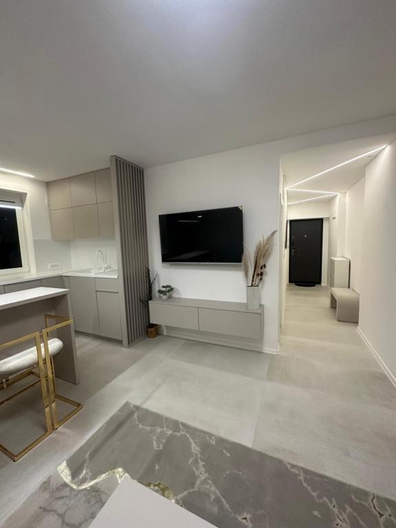 Metronom Elegance City Centre - 1