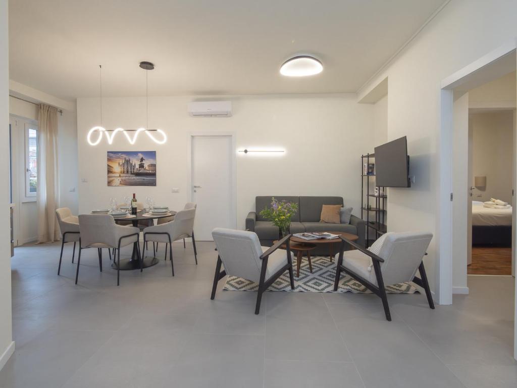 Spacious 2BDR with balcony Arco-Sempione Area, by Rentopolis - 4