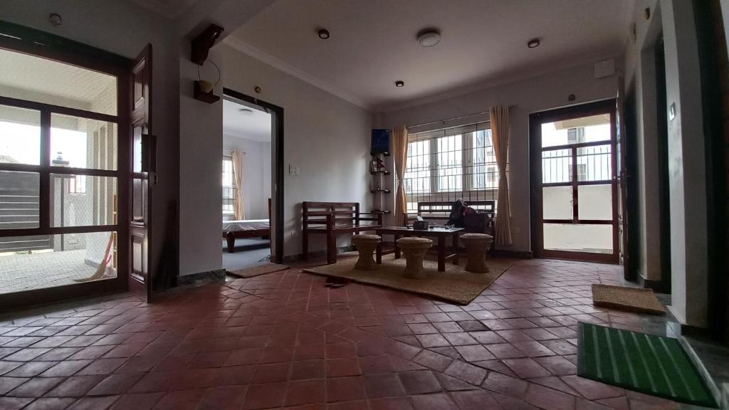 Suku Dhuku Home Stay - Cozy & Peaceful 2BHK Flat Near Tsoknyi Monastery in Patan — photo 2