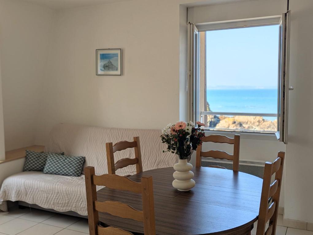 T3 vue mer - face à la plage et au sentier des douaniers, Planguenoual