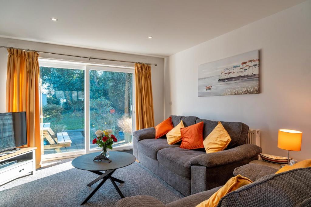 Finest Retreats - Carworgie Cottage, Newquay