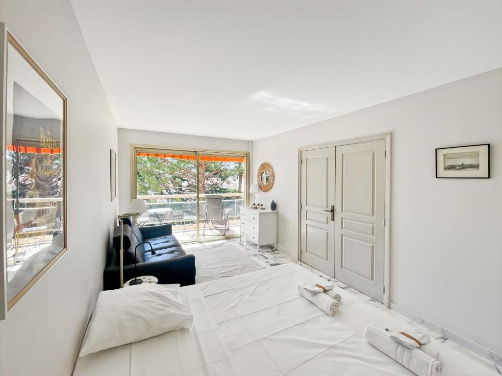 Deluxe 2 bedroom apartment - 5