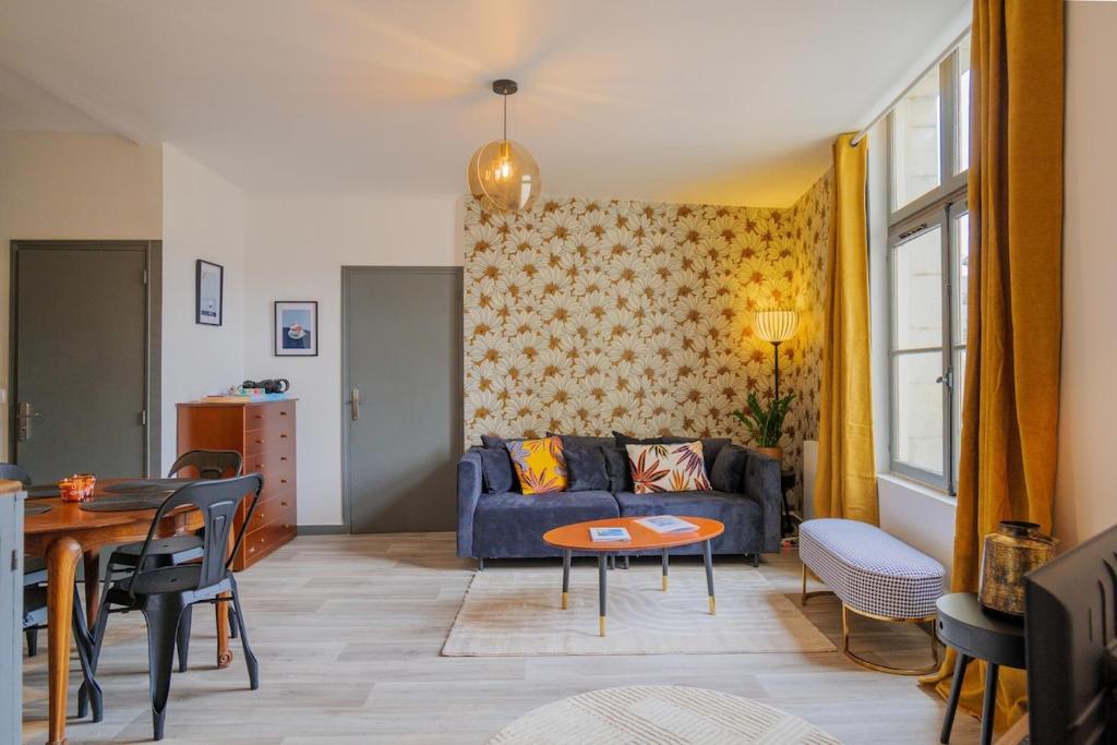 Le Cinq, Appartement de charme Place Saint Pierre Saumur - 5