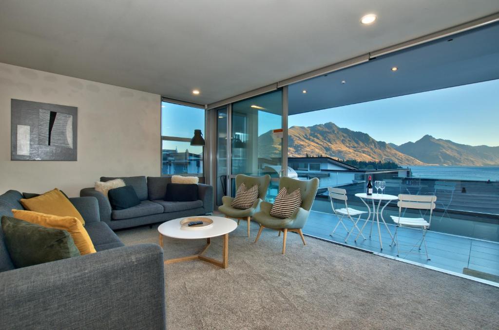 Beechworth, Queenstown