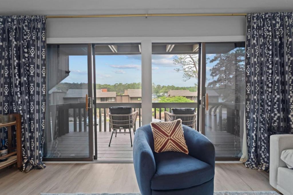 Pinehurst Lakeview 2BR with pool, Pinehurst