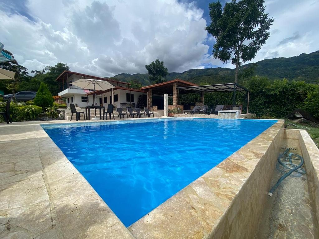 Finca Villa Andrea 1h20min desde Medellín Niquía, Santa Rosa de Osos