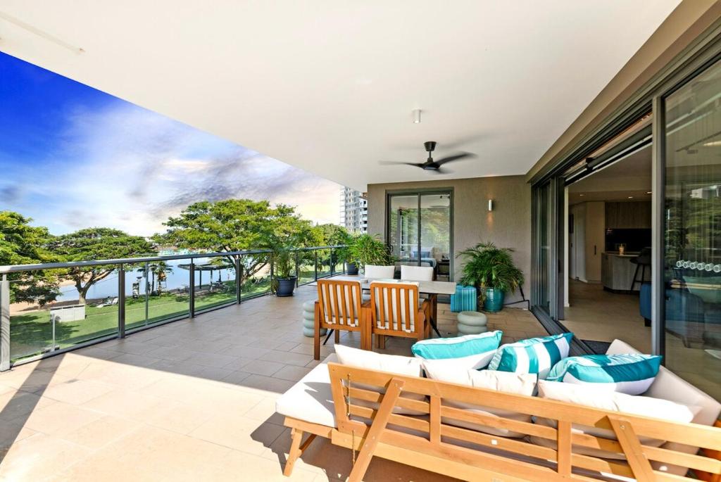 Benji Zen Retreat Unique Wavepool Adults Only, Darwin