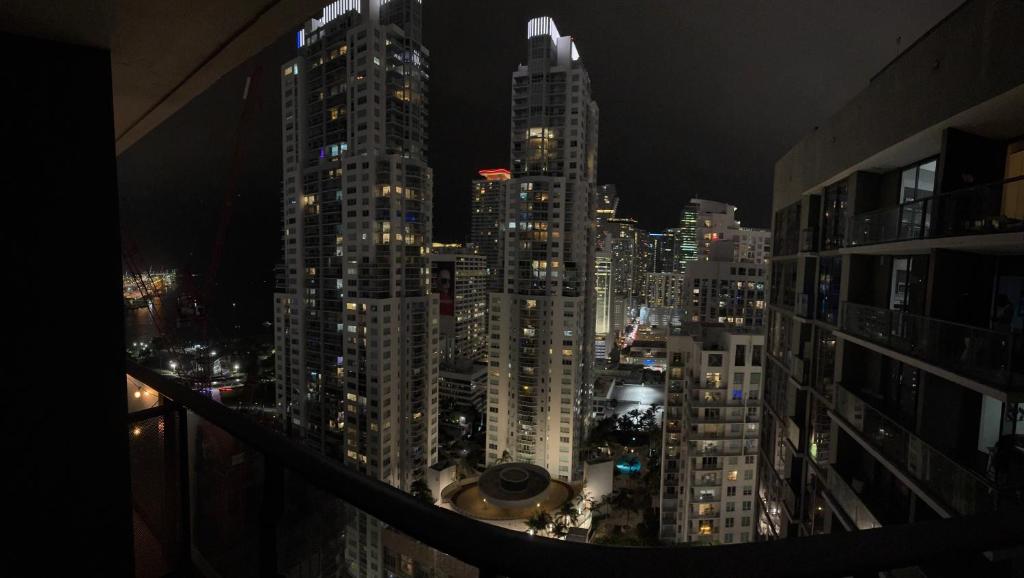 Luxury Suite Heated pool & jacuzzi, Miami