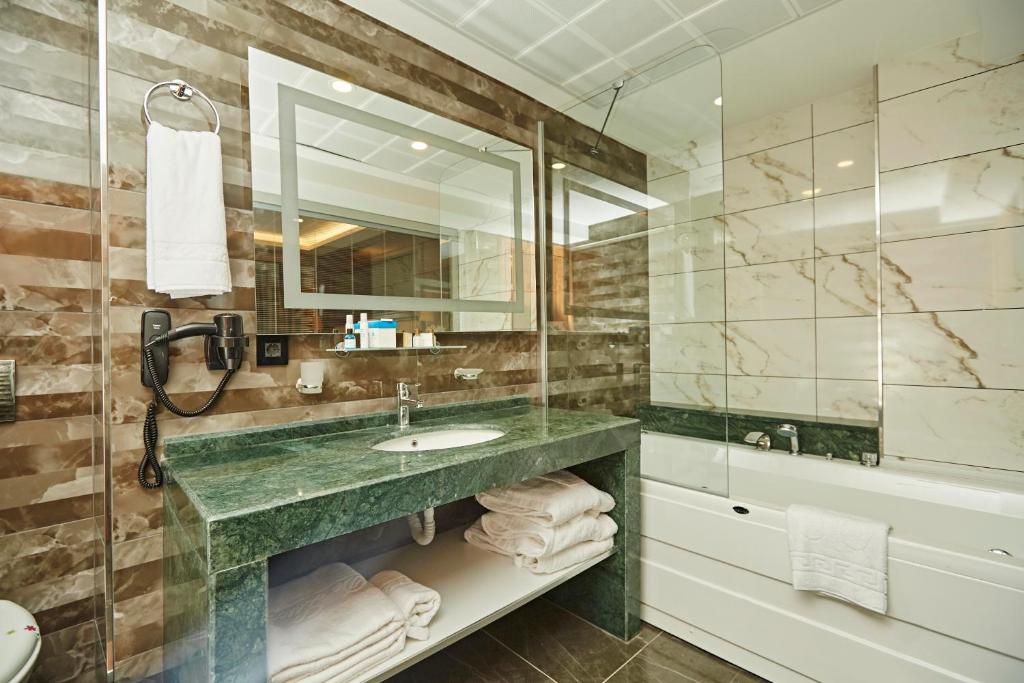 Ilkbal Deluxe Hotel Istanbul Photo 3